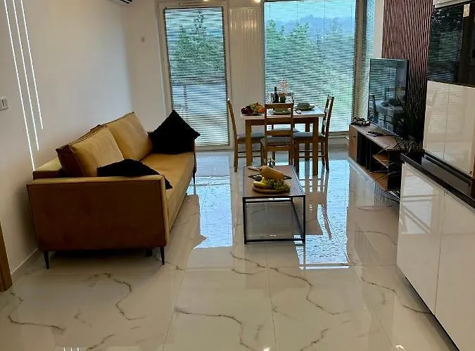 Beskid Апартаменты Новы Сонч